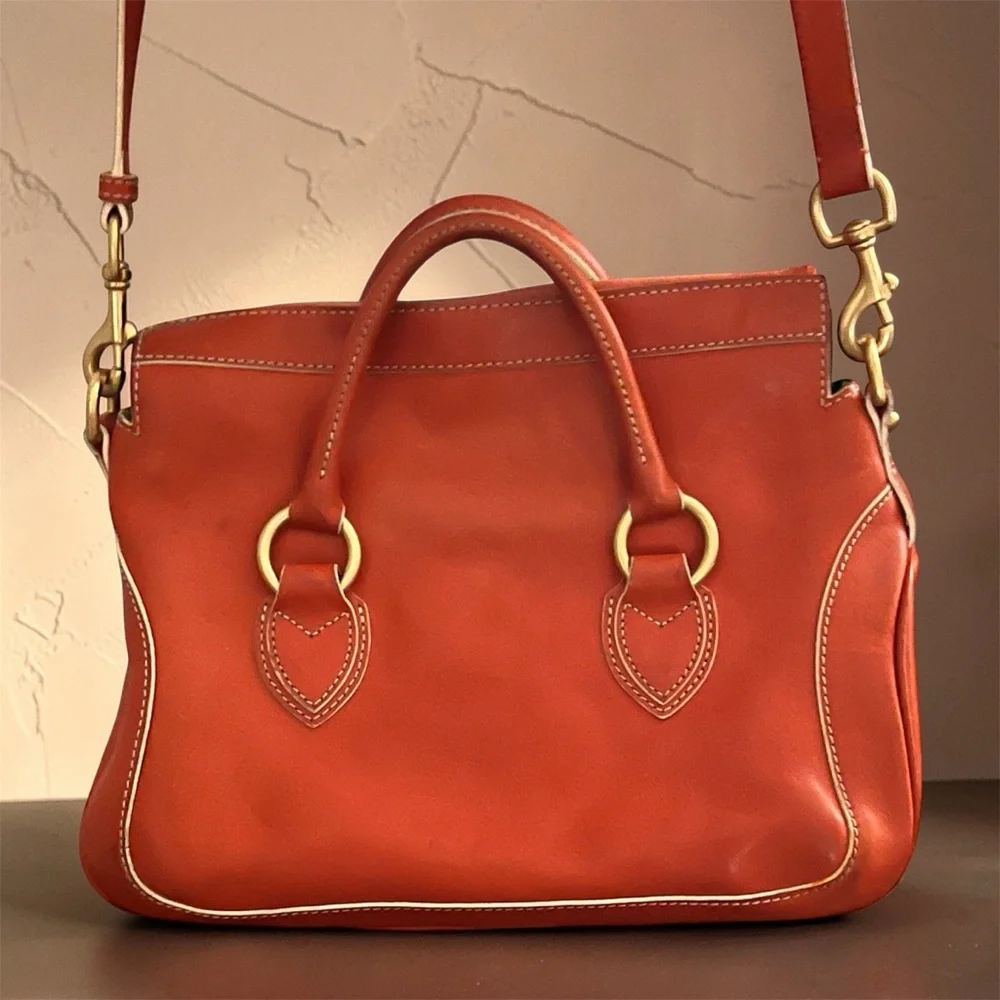 Dooney and Bourke Florentine Leather Shoulder Bag w/Brushed Gold Hardware & - Picture 3 of 10